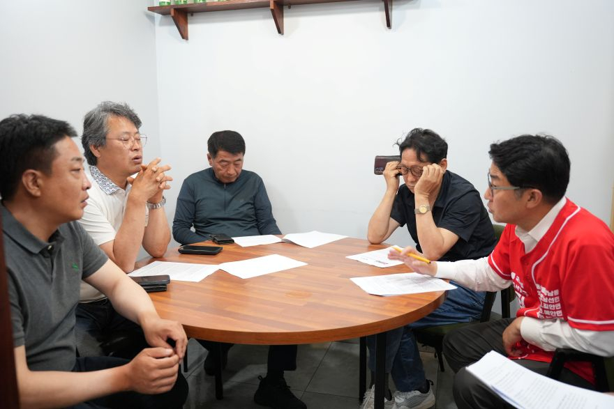 20260527_권백신도의원후보_현장간담회(2).jpg