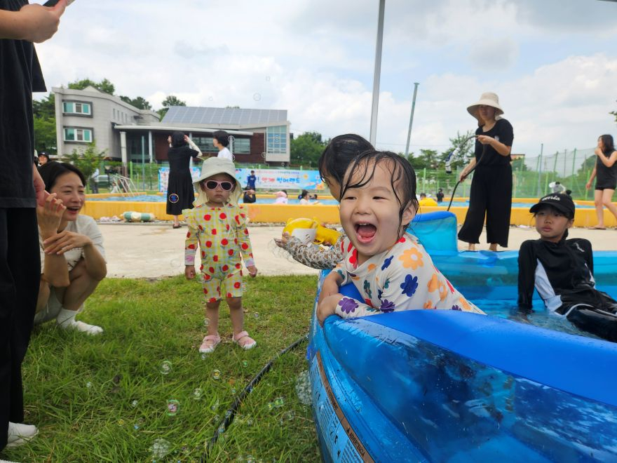 02의성군제공 안계마을학교 풍덩안계썸머랜드축제2.jpg