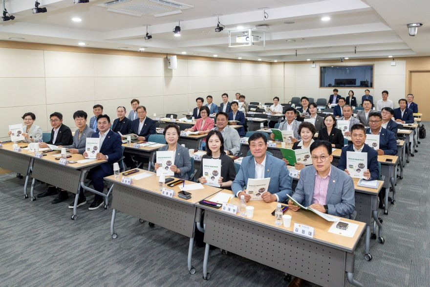 2026.07.15_제13대_의원_역량강화_직무교육.jpg