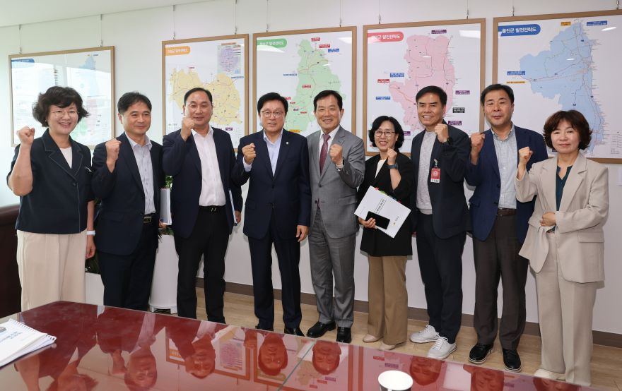 01의성군제공 의성군 지역 현안사업 국비 확보 위해 국회 방문1.jpg