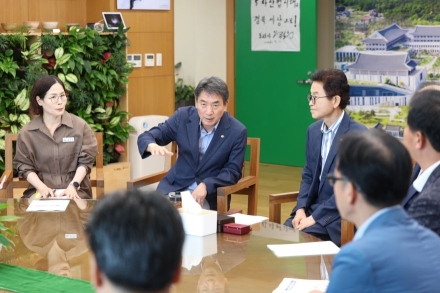 안병윤 예천군수, 이철우 도지사 면담… “경북 북부권 거점도시 도약” 박차