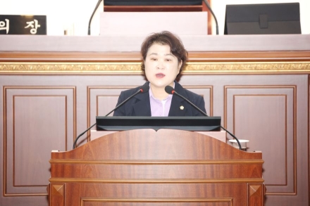 김우정 의성군의원 “대형가수 중심 축제, 지역경제 중심으로 바꿔야”
