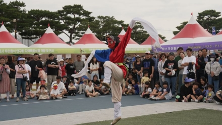 가면 속에 품은 열정, 안동의 가을을 온통 흥으로 수놓다